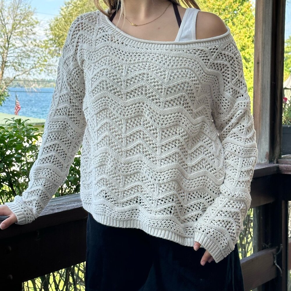 Long sleeve crocheted knit sweater